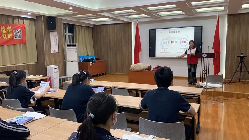 心理咨询师资格证与培训证：它们有何区别？**